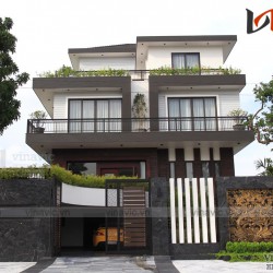 Hoàn thiện công trình biệt thự 3 tầng hình khối phá cách TCBT1683