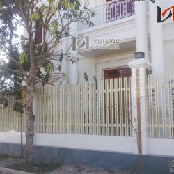 Hình ảnh thực tế xây nhà biệt thự đẹp 3 tầng hiện đại TCBT1403